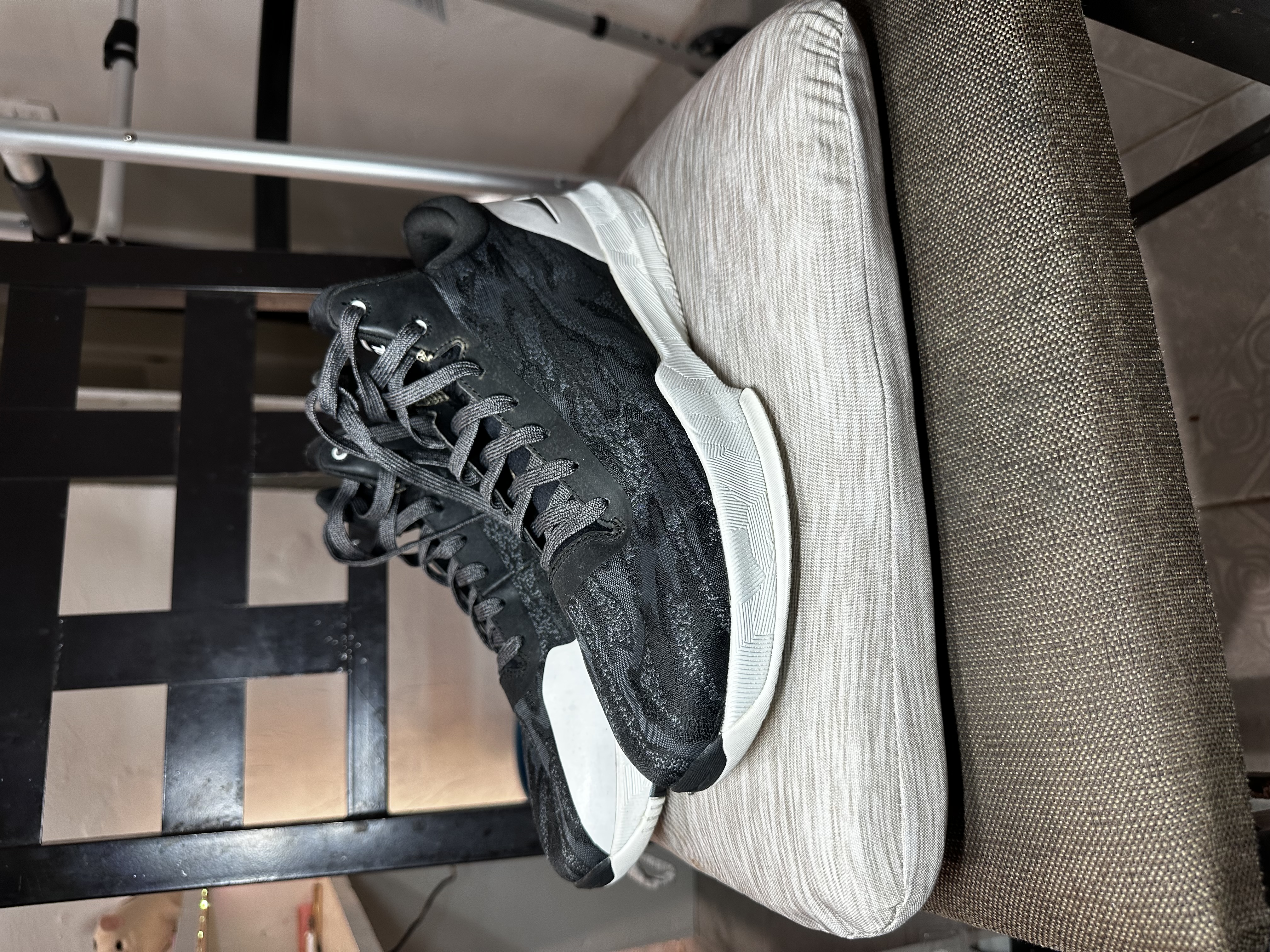 Brand Black 