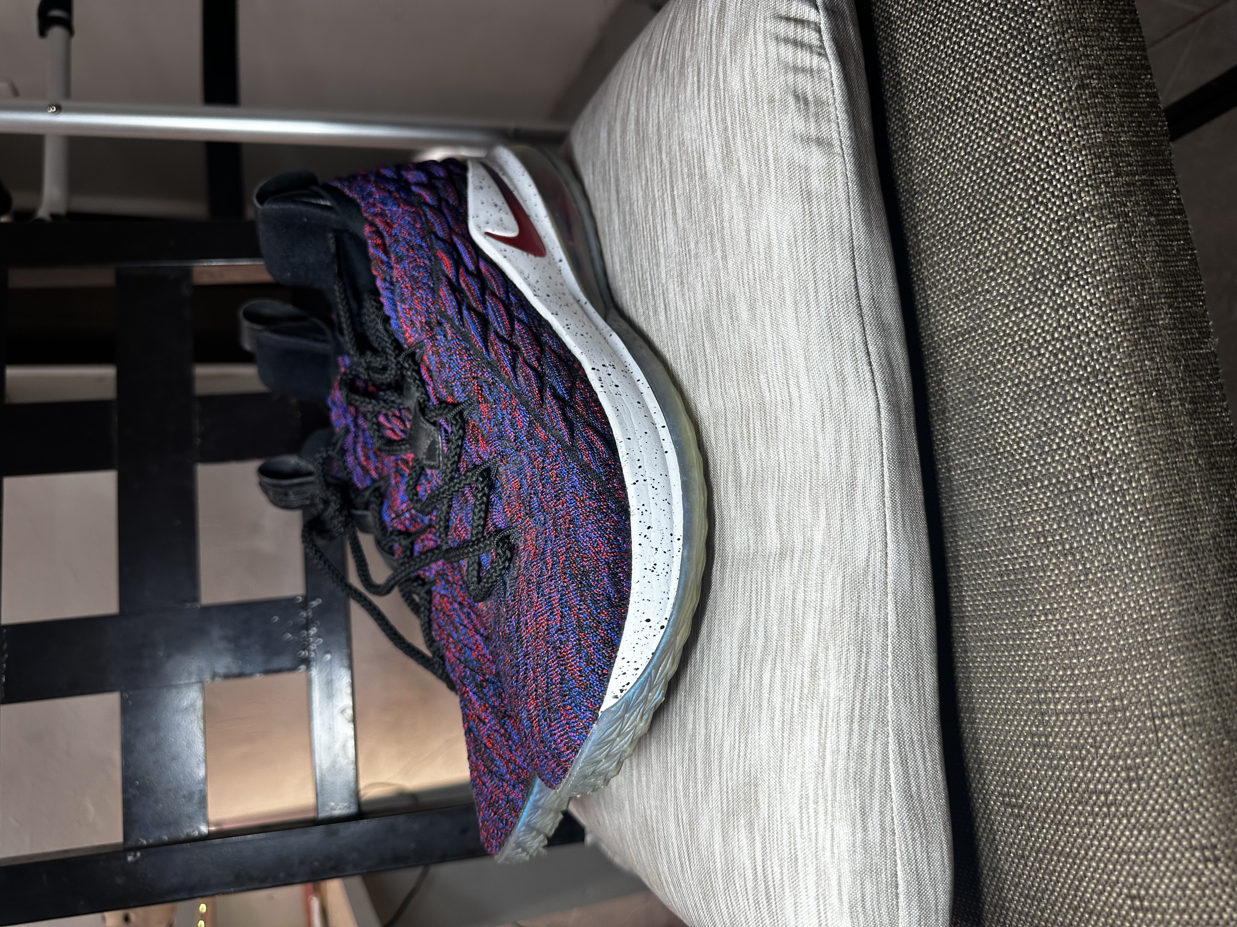 LeBron 15 Low Supernova